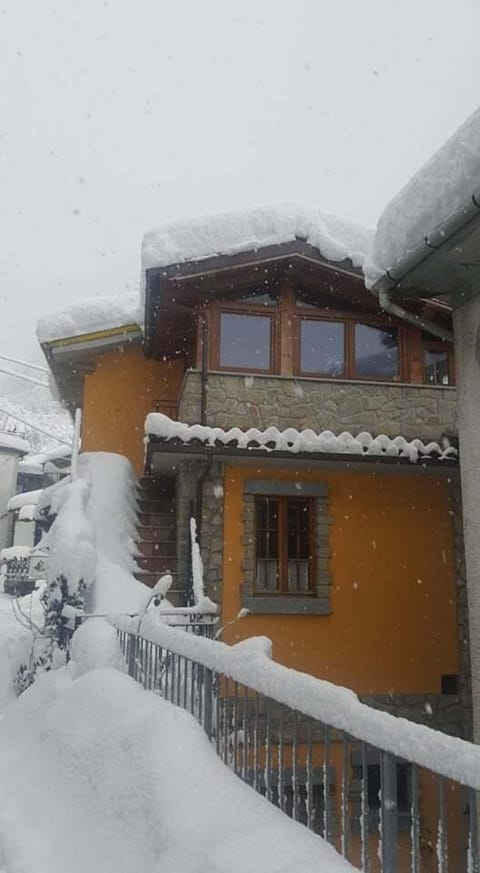 Home in Garfagnana Apartment in Emilia-Romagna