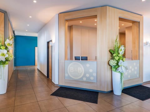 Bathroom, Lobby or reception