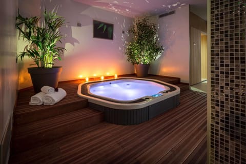 Spa and wellness centre/facilities, On site