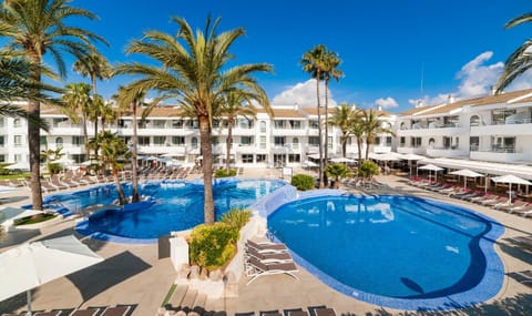 Bird's eye view, Swimming pool
