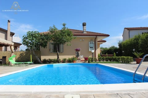 Property building, Pool view, Swimming pool