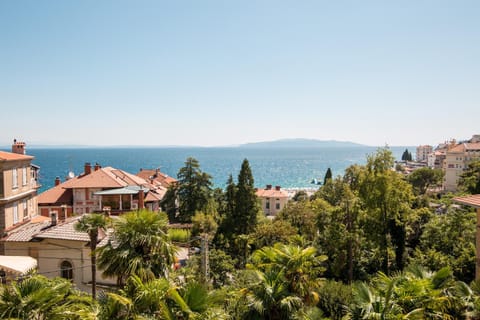 Garden, Balcony/Terrace, Beach, Sea view