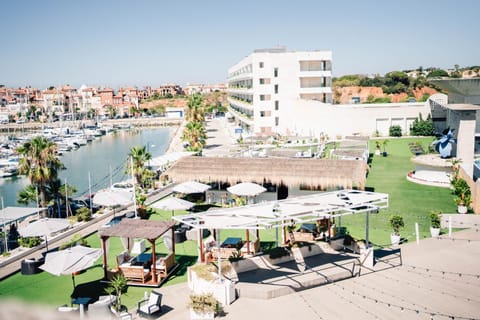 View (from property/room), Swimming pool, Swimming pool