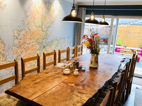 Patio, Kitchen or kitchenette, Dining area