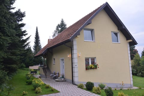 Patio, Garden view