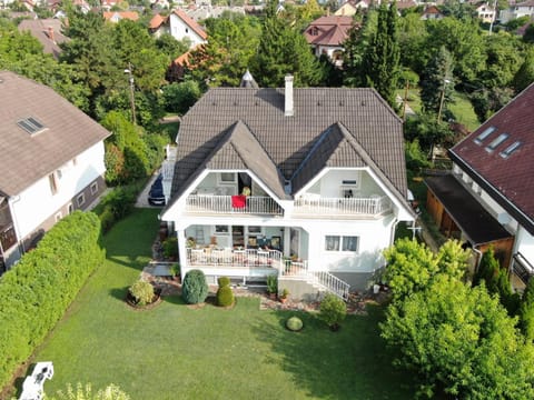 Property building, Bird's eye view