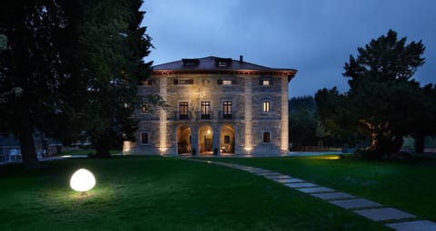 Facade/entrance, Facade/entrance