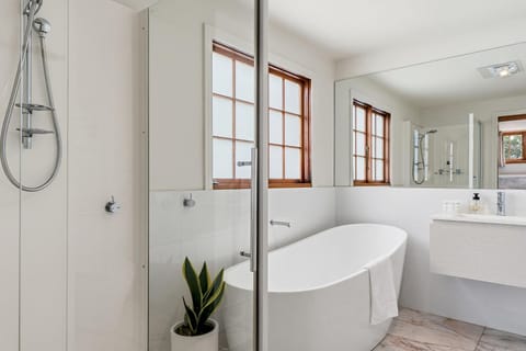 Shower, Bathroom, Bath