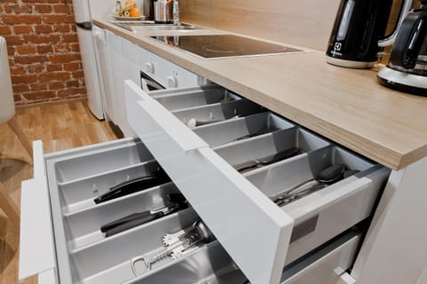 Coffee/tea facilities, Kitchen or kitchenette