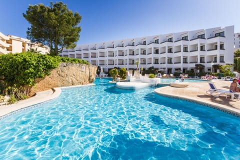 Bird's eye view, Swimming pool