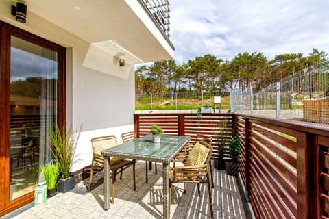Natural landscape, View (from property/room), Balcony/Terrace, Dining area