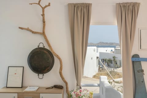 Studio Home Apartment in Naousa