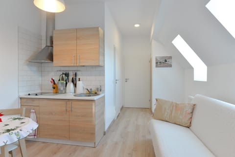 Kitchen or kitchenette, Living room, Photo of the whole room, Seating area, Dining area