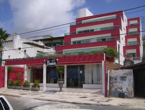 Facade/entrance