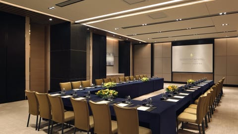 Meeting/conference room