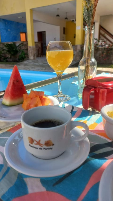 Food and drinks, Food, Pool view, Swimming pool, Breakfast, Drinks