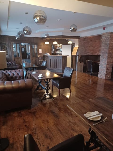 The Midway Bar & Guesthouse Bed and Breakfast in County Donegal