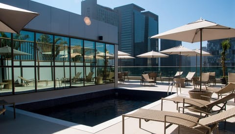 Property building, Restaurant/places to eat, Pool view, Swimming pool, Swimming pool, Breakfast