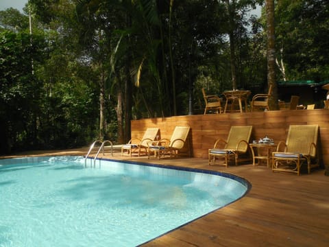 Property building, Day, Food and drinks, Swimming pool, Swimming pool