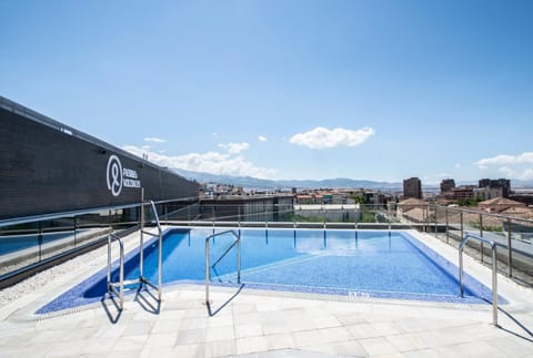 City view, Swimming pool