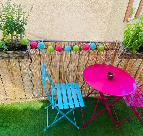 Maison Ventoux 1 Luxe Calme Central Linge fourni Apartment in Malaucène