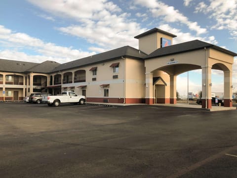 Property building, On site