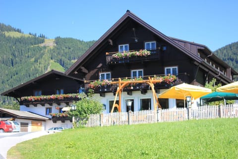 Gasthof Tennenblick Inn in Salzburgerland