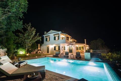 Property building, Pool view, Swimming pool, Swimming pool