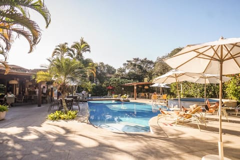 Pool view, Swimming pool, sunbed
