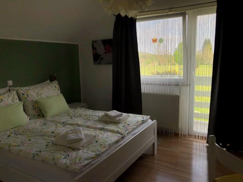 House Antonia Bed and Breakfast in Lika-Senj County
