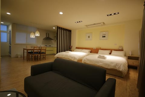 Photo of the whole room