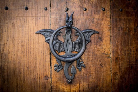 Facade/entrance, Property logo or sign, Decorative detail