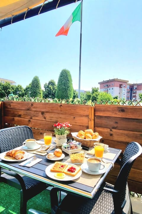 Day, View (from property/room), Balcony/Terrace, Food and drinks, Breakfast