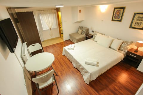 Living room, Bedroom