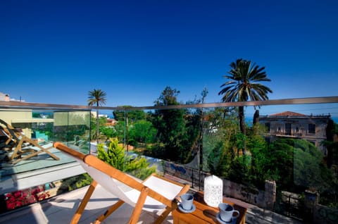 Balcony/Terrace, Bedroom, Garden view, Landmark view