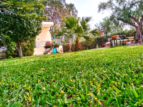 Property building, Garden, Other, Garden view, Area and facilities