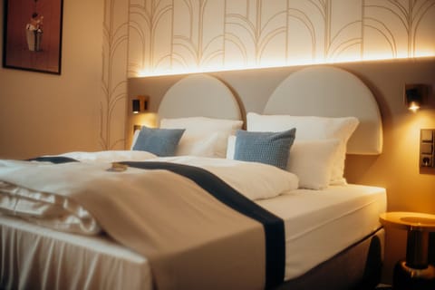 Decorative detail, Bedroom