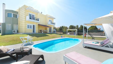 Garden, Swimming pool, sunbed