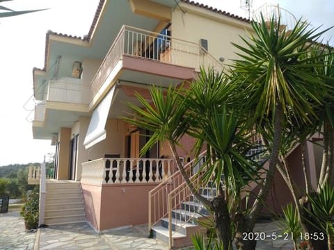Property building, Balcony/Terrace