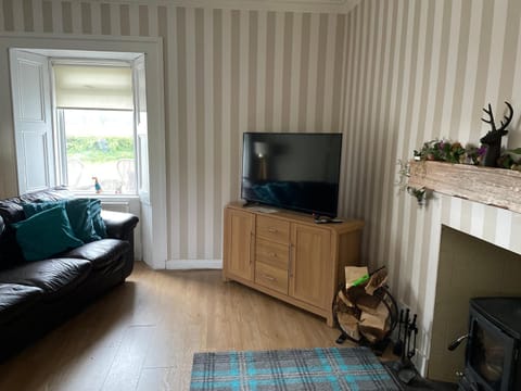 Garden Cottage House in Scotland