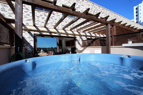 Hot Tub, Balcony/Terrace