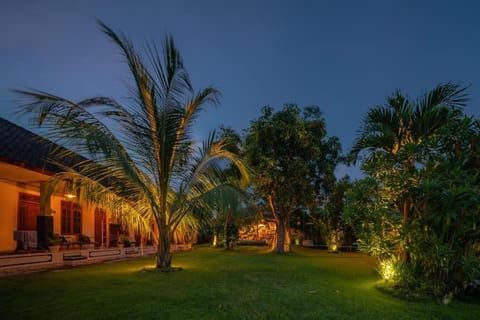 Property building, Garden