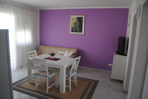 Other, Photo of the whole room, Decorative detail