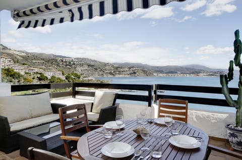 Natural landscape, Balcony/Terrace, Beach