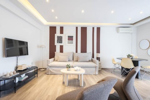 Communal lounge/ TV room, Living room