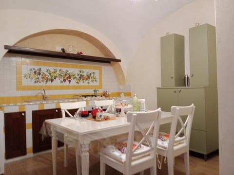 Creta Rossa Bed and Breakfast in Molise, Italy
