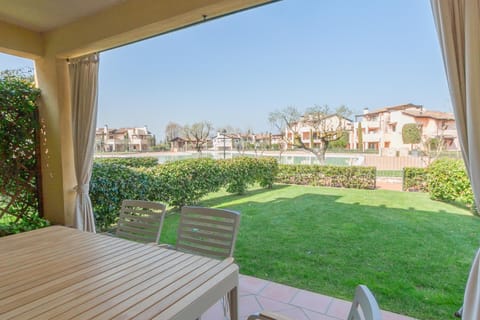Patio, View (from property/room), Garden view, Pool view