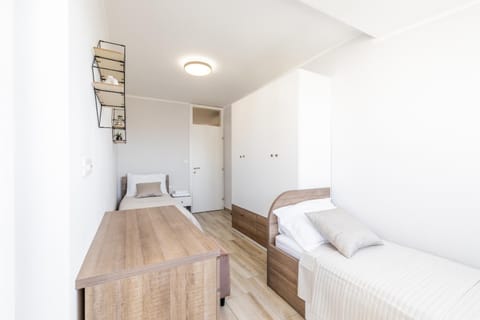 Bed, Bedroom, wardrobe