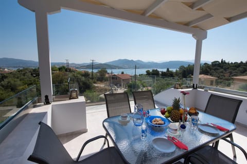 City view, Garden view, Sea view
