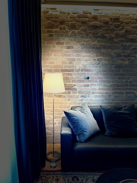 Living room, Decorative detail